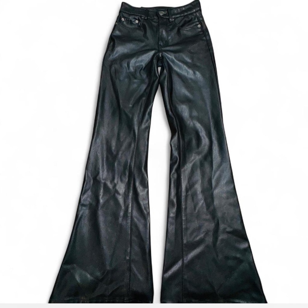American Eagle Flare Vegan Leather Pants 0 Black Stretch High Rise streetwear